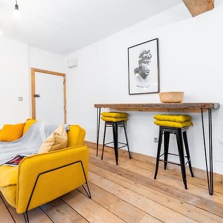 Birmingham City Centre - Loft Style Apartment - Free Wifi & Netflix - On Street Parking - 1Nt Exterior photo